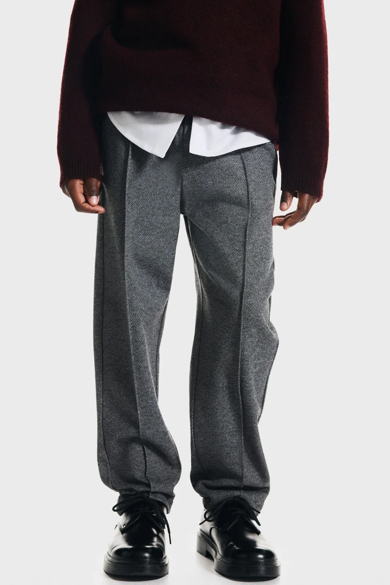 اتش اند ام بنطلون رياضي بكسرات